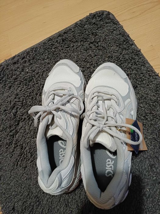 Asics Gel NYC Нови