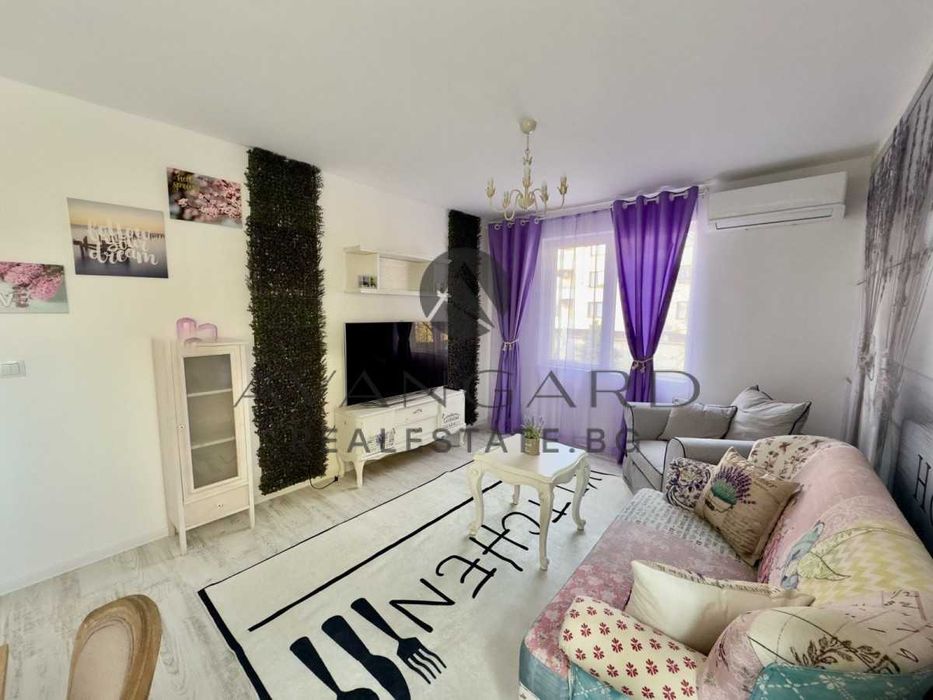Продава се Тристаен апартамент в Пловдив, Христо Смирненски - 91 кв.м за 1034 €/кв.м - Снимка #1