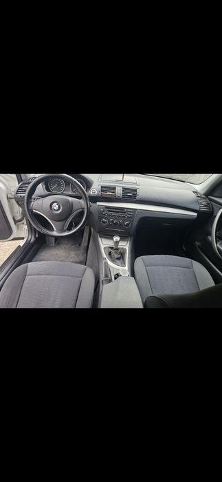 BMW 1 Series 2011 — imagine 5