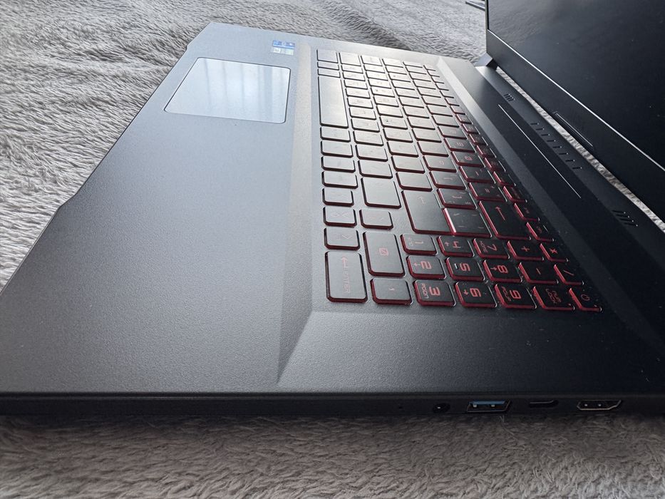 MSI Katana 15 GF76 11UC