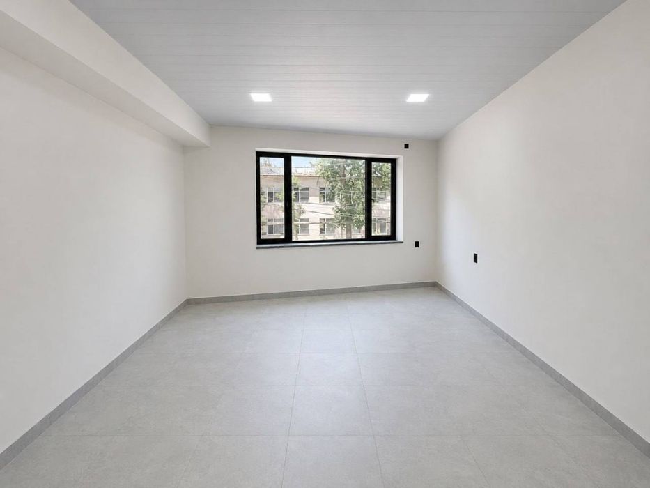 СРОЧНО! Аренда нежилого коммерческого помещения— 555 м²
Кибрай, ул.
