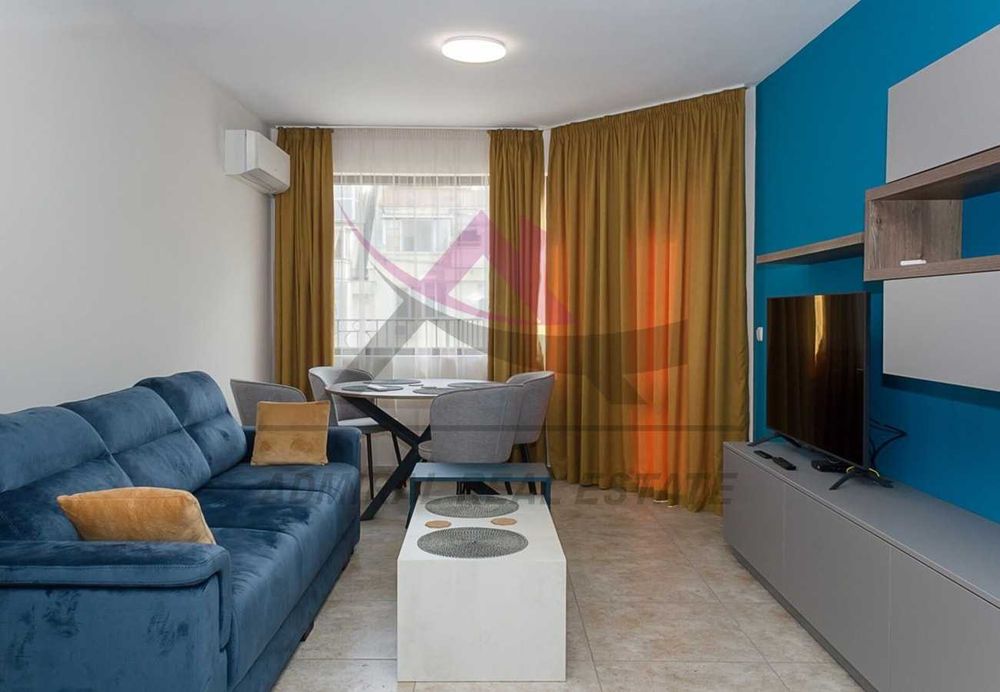 Дава се под наем Тристаен апартамент в Варна, Колхозен пазар - 80 кв.м за 715 € - Снимка #2