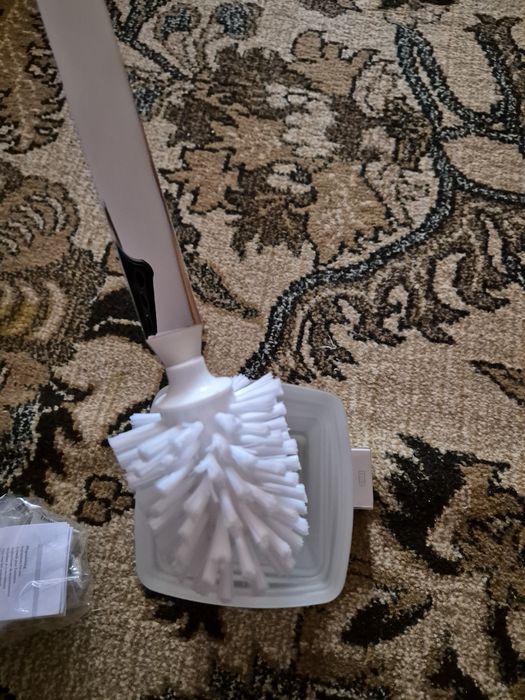 Perie WC suspendata Emco