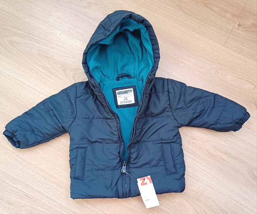 НОВО Бебешко яке с качулка 6-9м
