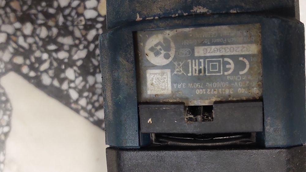 Бормашина  Bosch Profesional GBH 240