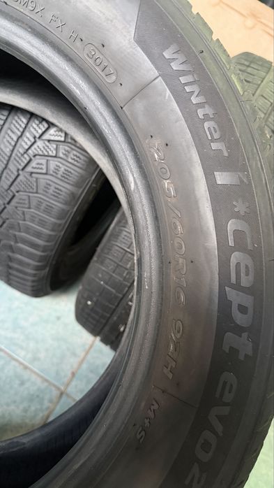 205/60/16 M+S 4 buc Hankook