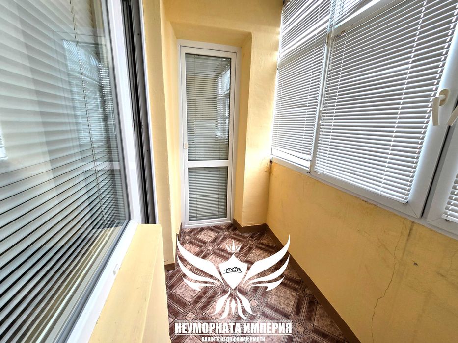 Продавам тристаен апартамент с площ от 62кв.м. на  8 етаж в гр.Асеновград кв.Запад