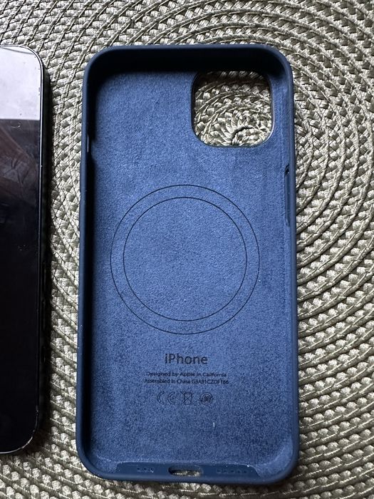 Apple iphone 13 albastru inchis