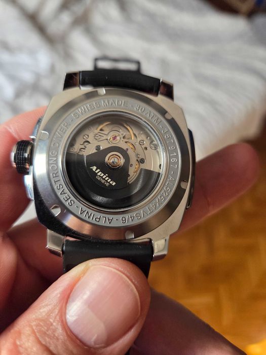 Alpina Seastrong Diver 300
