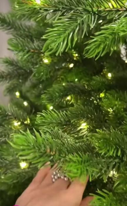 Гирлянда Бахрома для украшенияфасада домов и козырьков домов и рестора