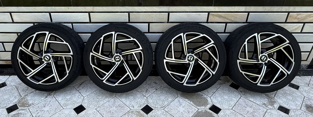 16 lik BENTLEY diska, komplekt (4 ta) holati yaxshi