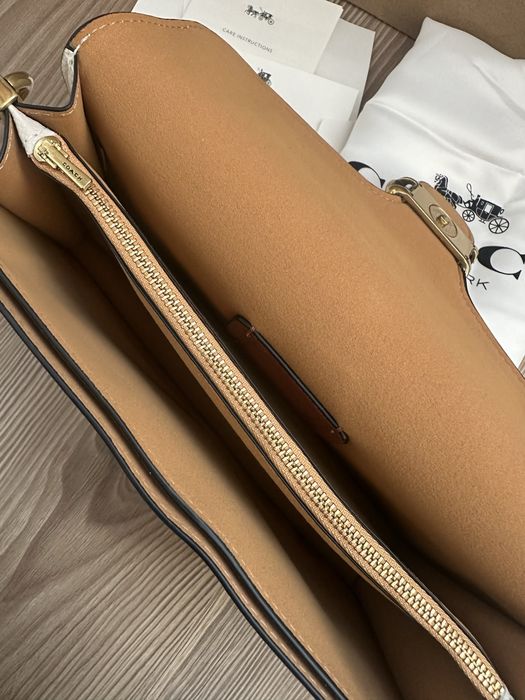 Чисто нова чанта COACH Tabby 26 CH857 в бежов цвят