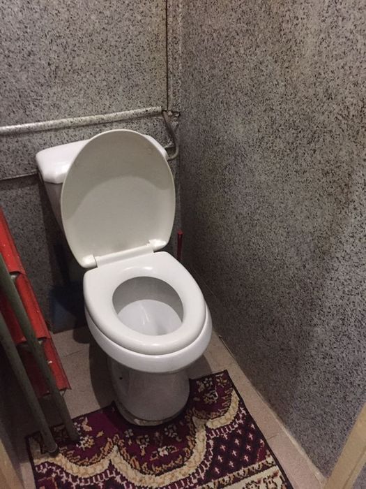 Аренда Юнусабад  8кв 1ком переделана в 2х ком