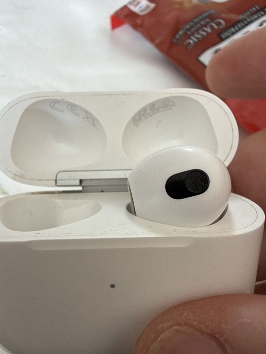 Airpods 3 + casca dreapta