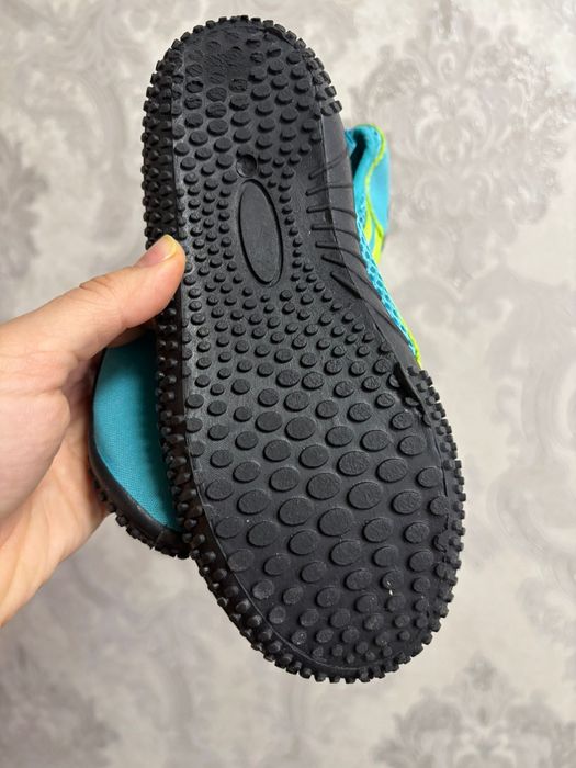 Продам коралки носили один раз