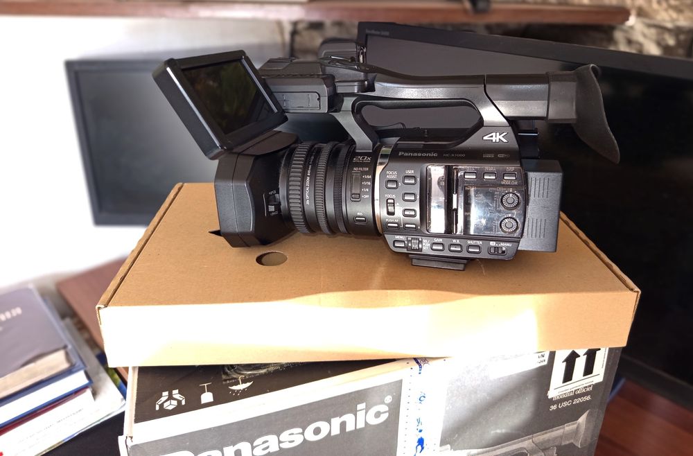 Panasonic HC X-1000