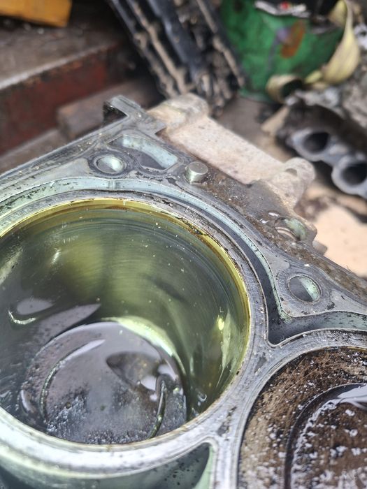 Запчасти на 4B12.  MITSHUBISHI.