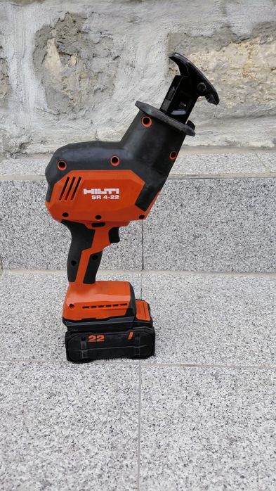 Hilti Винтоверт  и саблен трион Nuron