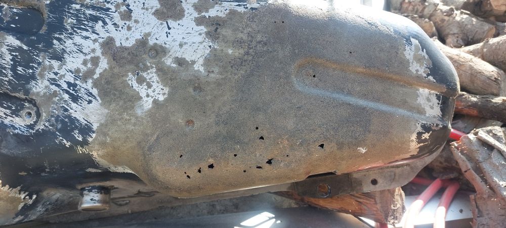 Бензобак Pajero 4 бензин