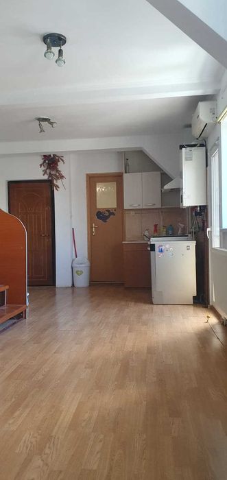 Vânzare proprietar | Apartament 3 camere, 58 mp + balcon | Mihai Viteazu – Sibiu
