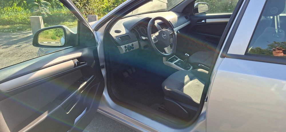 autoturism OPEL ASTRA H 1.9 CDTI 101CP DIESEL 0746047935