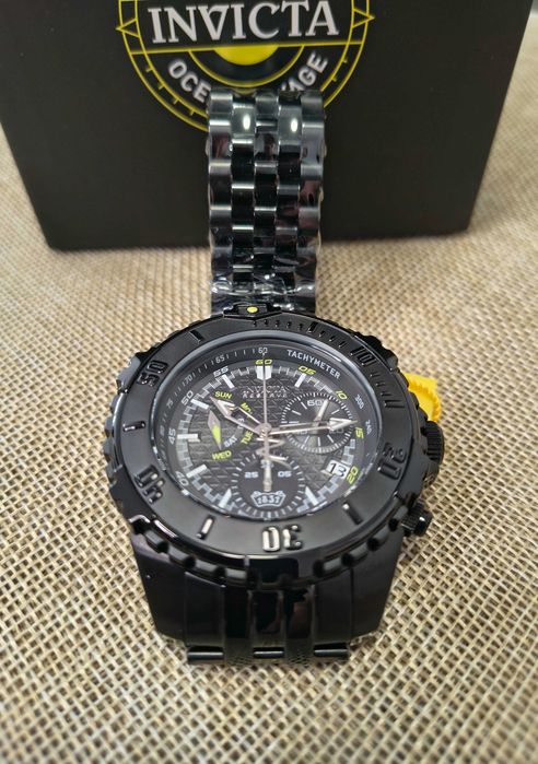 Ceas Invicta Reserve Black Dial Chronograph IN-50995-Barbati