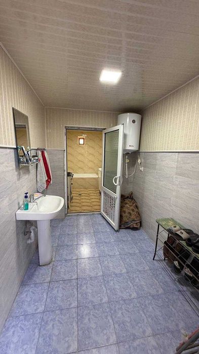 Продается Дом 4,8 сотик Намозгох дом на 1 линии