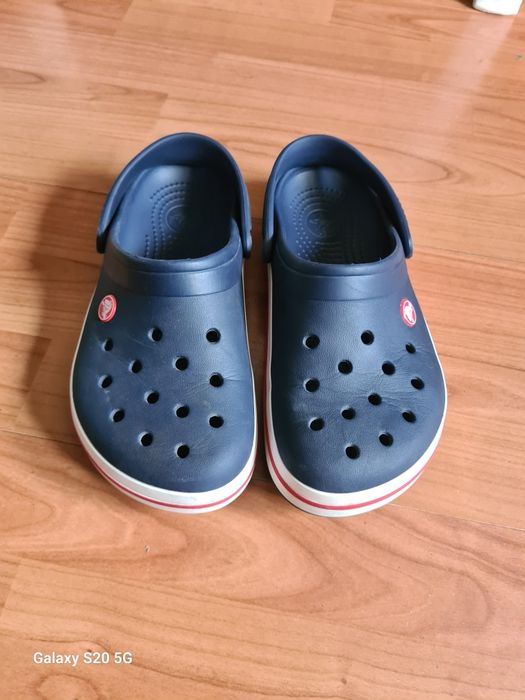 Slapi unisex Crocs Crocband, mărimea 33 - 34
