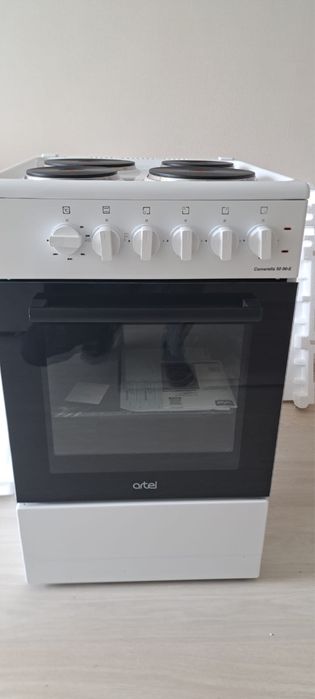 Artel электрическая плита