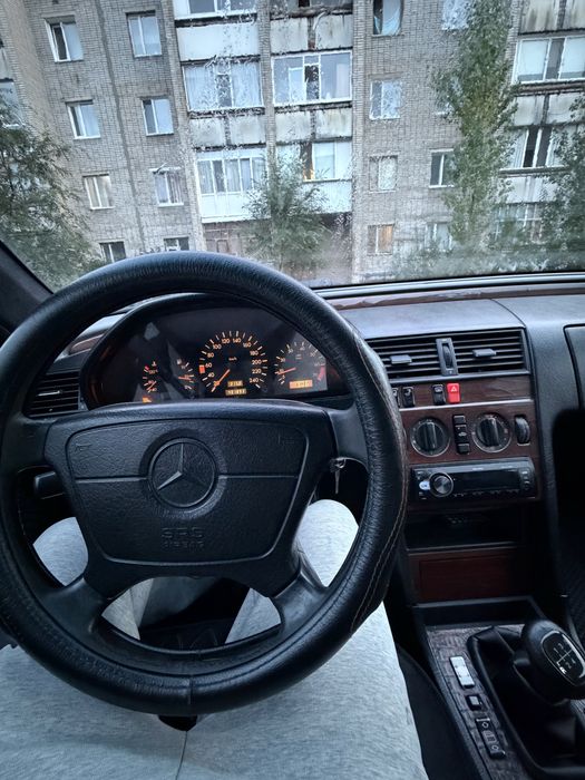 Продам Mersedez-Benz c180