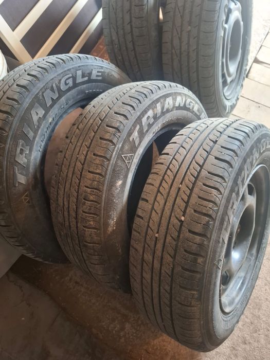 Продам 5 колёс 3 с дисками на 14