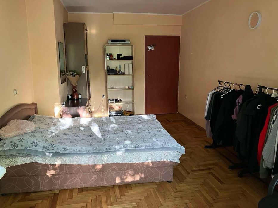 Дава се под наем Двустаен апартамент в София, Княжево - 65 кв.м за 398.82 € - Снимка #2