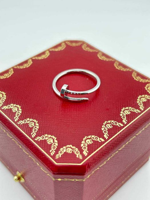 Кольцо Cartier Juste Un Clou
