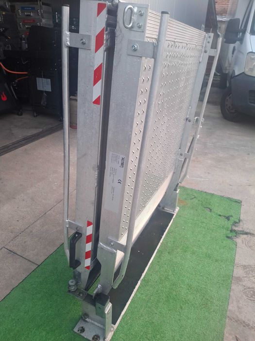 Алуминиева рампа за бус-пикап