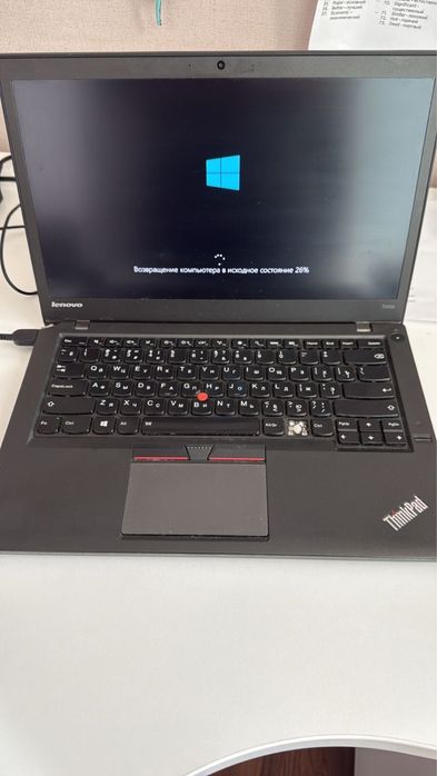 Продам ноутбук с монитором