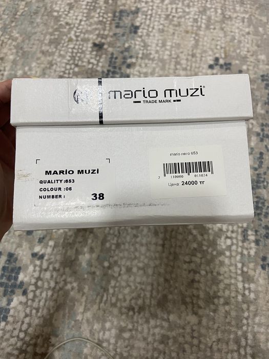 Кожаные сандали 38 размер