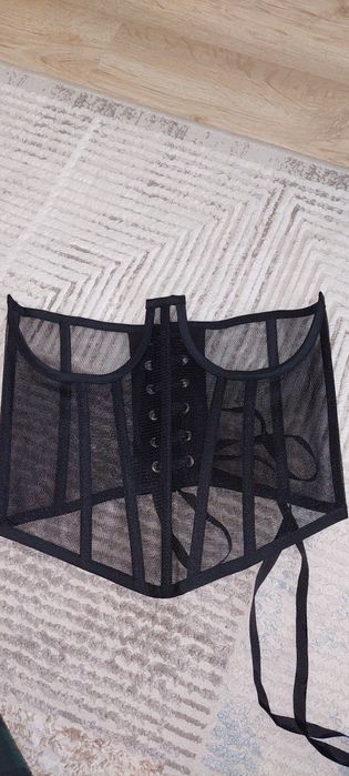 Корсет черный сеточный