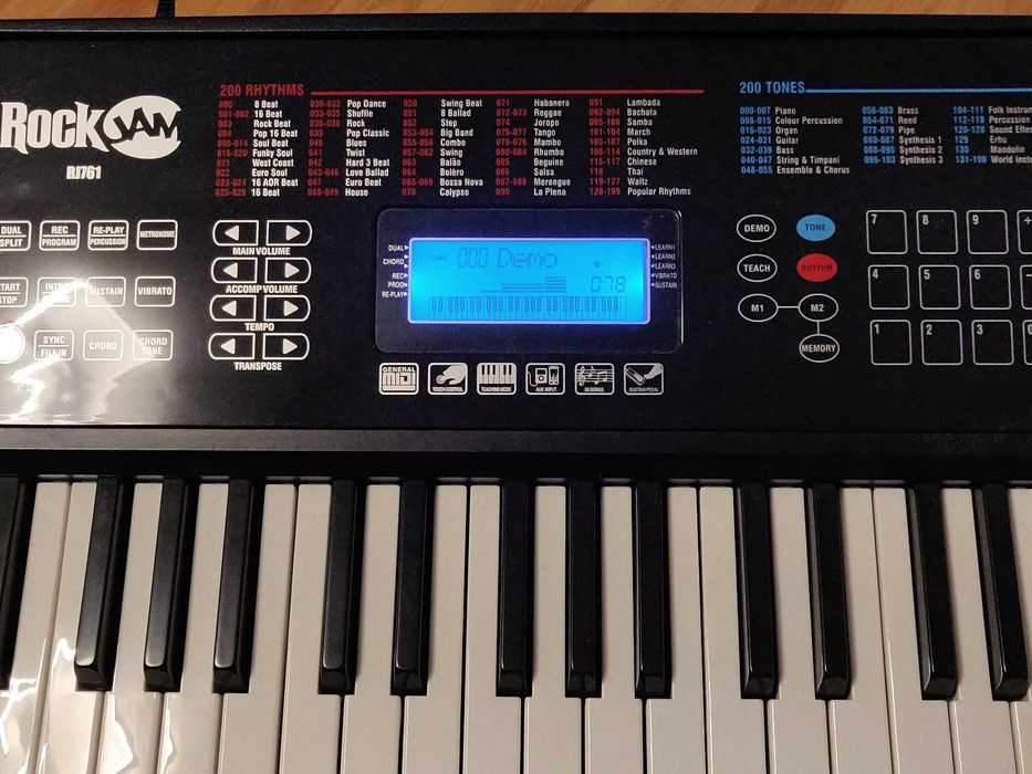 Синтезатор Дигитално Електронно Пиано 61 Клавиша Статив Стол Слушалки