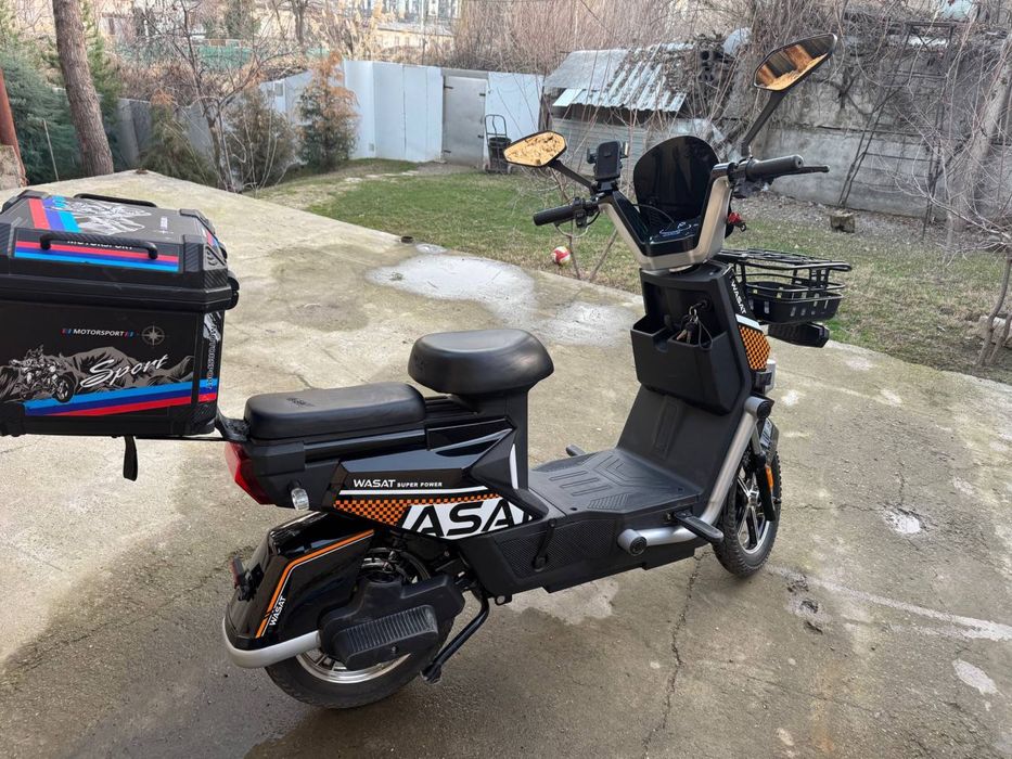 Elektr skuter.         .