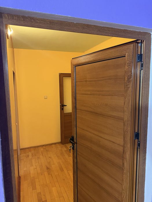 Интериорни врати