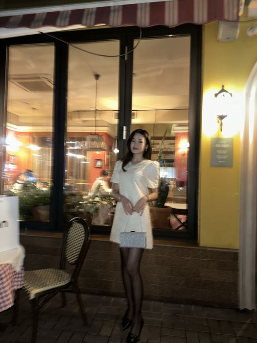 Белое короткое платье