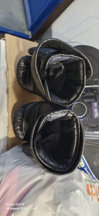 Перчатки боксерские