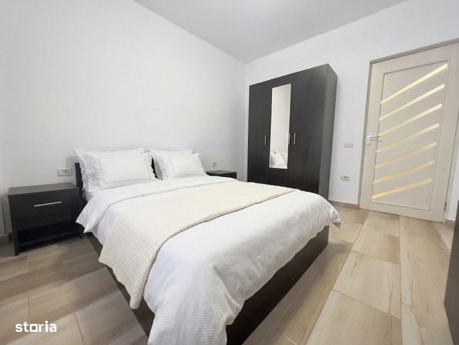 Apartament cu 3 camere de inchiriat - Zona Hanul Cu Peste