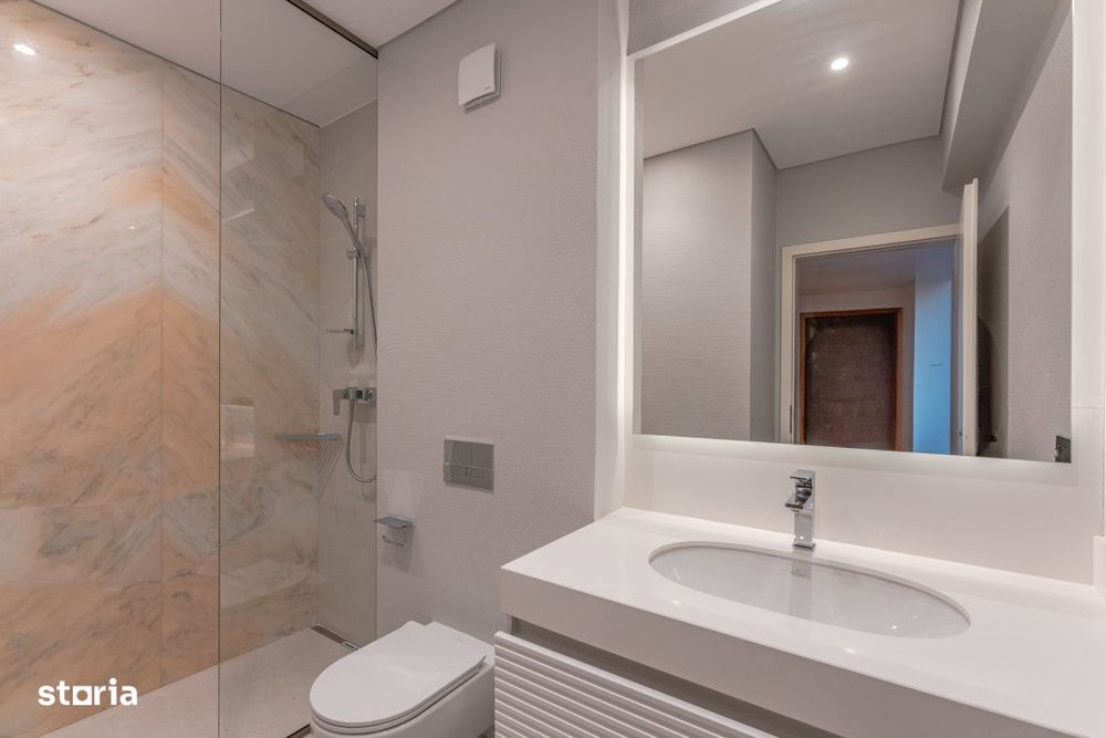 Apartament cu 4 camere in centrul Brasovului