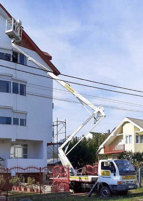 Inchirieri Nacela PRB 21 m. Inchiriez Nacela cu Brat Montat pe Sasiu.