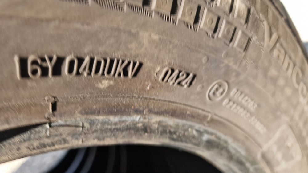 Anvelope 215/65R16C marca Continental, DOT 2024,9 mm