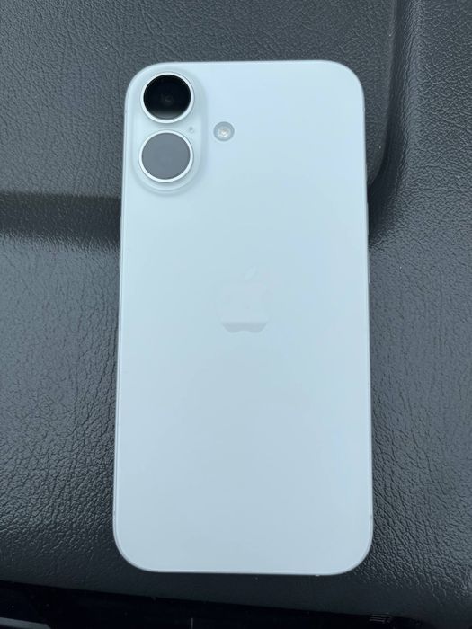 Продам iphone 16