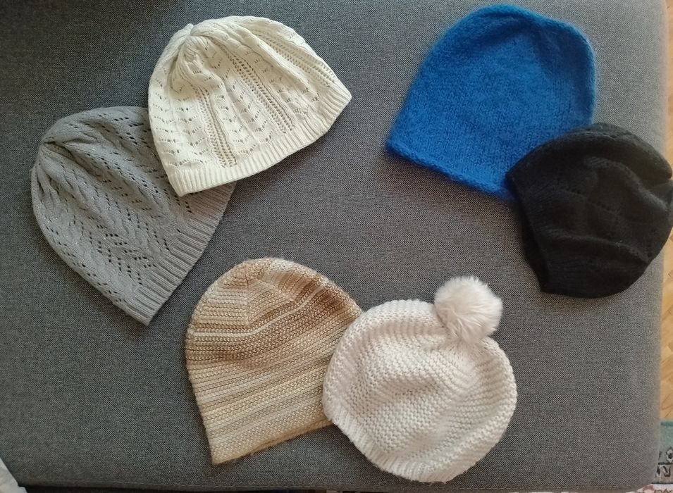 Нови шапчици за момиченца