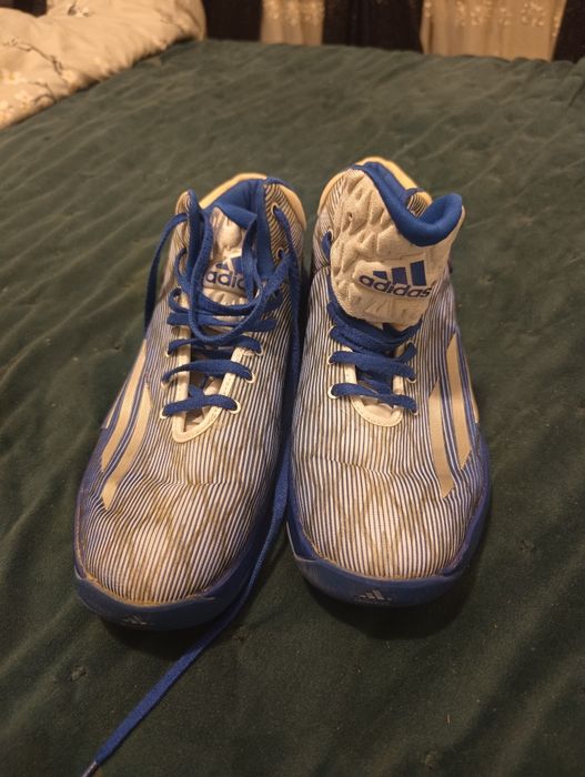 Adidași Adidas crazylight boost 42,5
