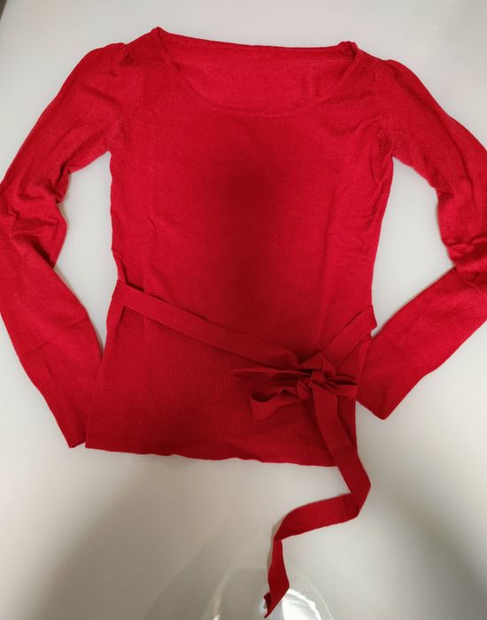 Дамски маркови пуловери